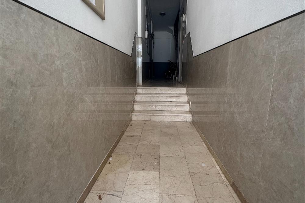CENTURY 21'DEN FERAH AÇIK OTOPARKLI FIRSAT DAİRE