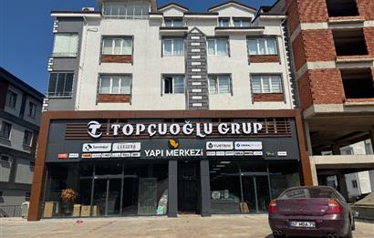 CENTURY 21'DEN FERAH AÇIK OTOPARKLI FIRSAT DAİRE