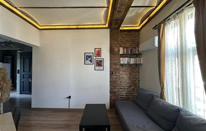 KUMBARACI YOKUŞU BEYOĞLU KAPIKULU SOKAK'TA KİRALIK EŞYALI DAİRE