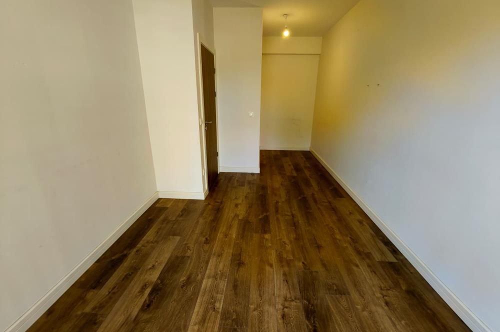 Sur Yapı İlkbahar Sitesi'nde Peyzaj Manzaralı 2+1 Kiralık Daire