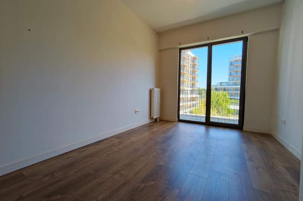 Sur Yapı İlkbahar Sitesi'nde Peyzaj Manzaralı 2+1 Kiralık Daire