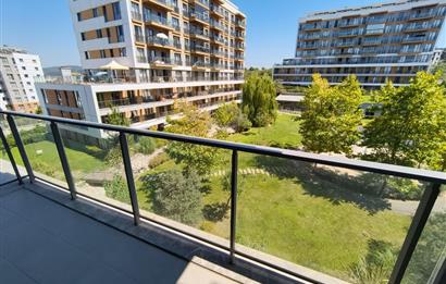 Sur Yapı İlkbahar Sitesi'nde Peyzaj Manzaralı 2+1 Kiralık Daire