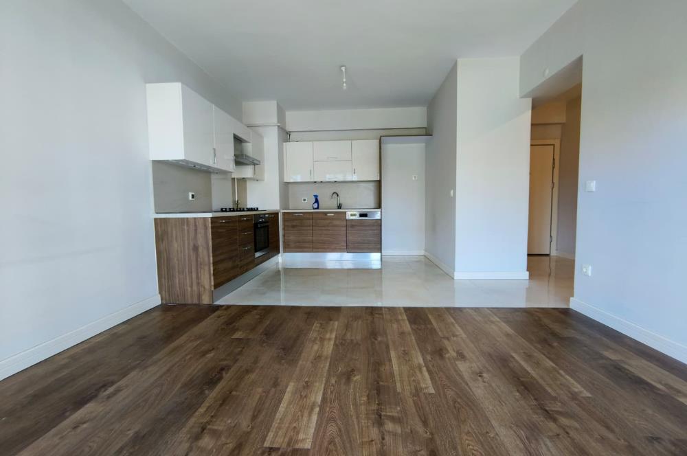 Sur Yapı İlkbahar Sitesi'nde Peyzaj Manzaralı 2+1 Kiralık Daire
