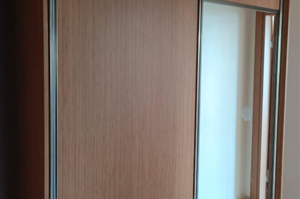 TUZLA AYDINLI MERKEZDE SATILIK DAİRE