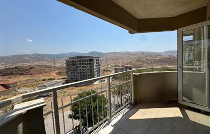 Ulukent Metrokent Sitesi'nde Bakımlı 3+1 Kiralık Daire