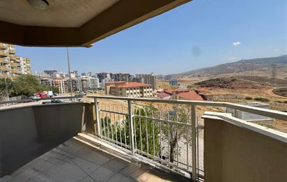 Ulukent Metrokent Sitesi'nde Bakımlı 3+1 Kiralık Daire