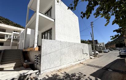 Konacık'ta 1 Aya Teslim 2+1 Ebeveyn Banyolu Satılık Daire 