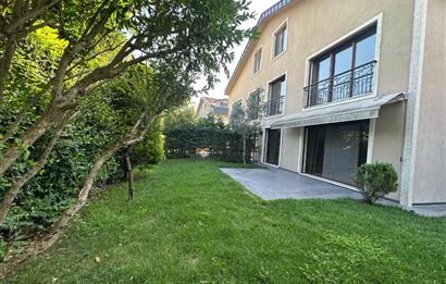 Zekeriyaköy'de güvenlikli site içerisinde 6+1 kiralık villa