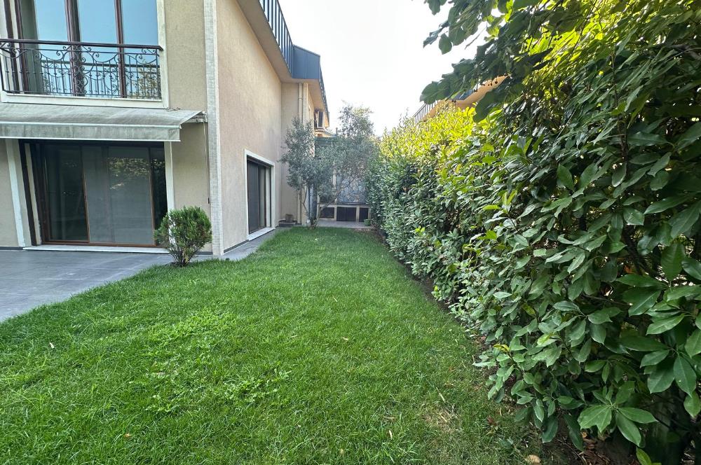 Zekeriyaköy'de güvenlikli site içerisinde 6+1 kiralık villa