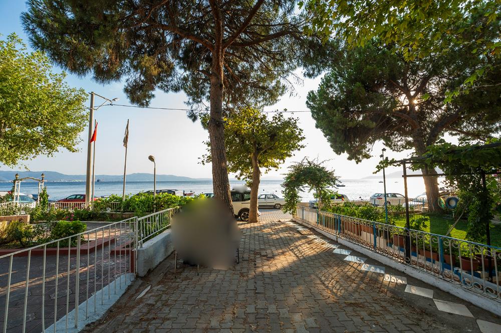 C21 Cius; Küçükkumla'da Denize Sıfır Ferah Harika Satılık Daire