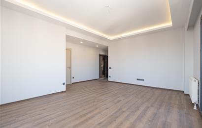 KARTAL TURGUTPAŞA CADDESİ ÜZERİNDE 3+1 EBEVEYN BANYOLU 8.KAT SIFIR DAİRE