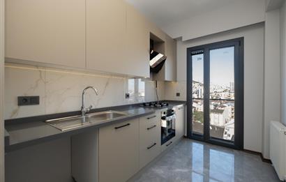 KARTAL TURGUTPAŞA CADDESİ ÜZERİNDE 3+1 EBEVEYN BANYOLU 8.KAT SIFIR DAİRE
