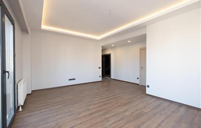 KARTAL TURGUTPAŞA CADDESİ’NDE 3+1 EBEVEYN BANYOLU SIFIR LÜKS DAİRE