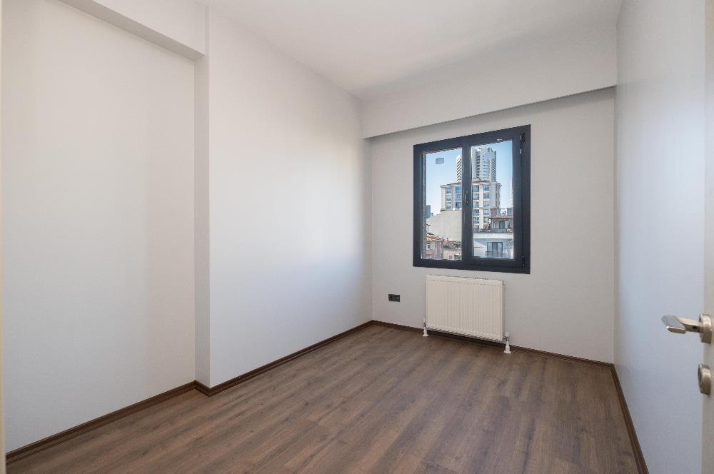 KARTAL TURGUTPAŞA CADDESİ’NDE 3+1 EBEVEYN BANYOLU SIFIR LÜKS DAİRE