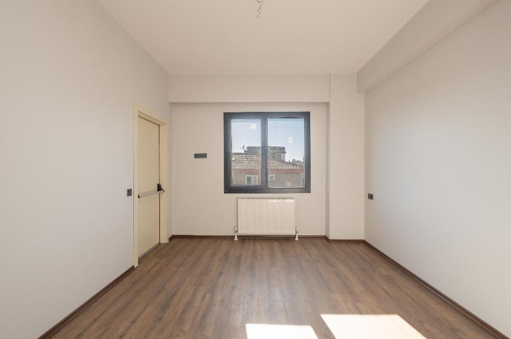 KARTAL TURGUTPAŞA CADDESİ’NDE 3+1 EBEVEYN BANYOLU SIFIR LÜKS DAİRE