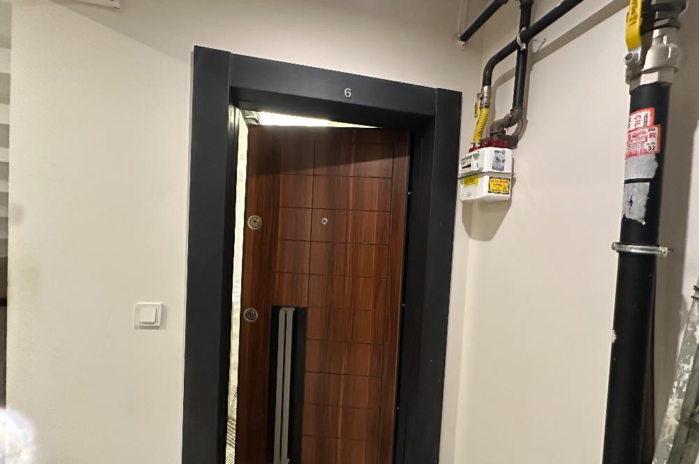 Örnekköy de Yatırım ve Oturuma Uygun Ferah Fırsat 2+1 Daire