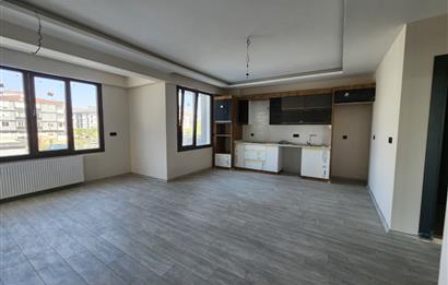 C21 BAL'DAN AYVALIK ALTINOVADA HAVUZ CEPHELİ SATILIK SIFIR 2+1 DAİRE