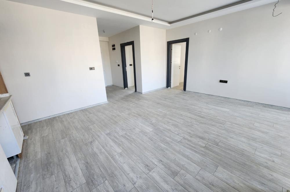 C21 BAL'DAN AYVALIK ALTINOVADA HAVUZ CEPHELİ SATILIK SIFIR 2+1 DAİRE