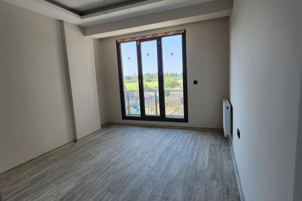 C21 BAL'DAN AYVALIK ALTINOVADA HAVUZ CEPHELİ SATILIK SIFIR 2+1 DAİRE