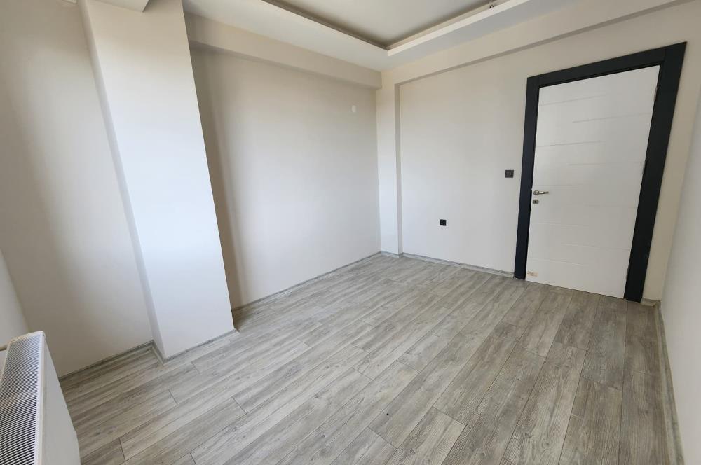 C21 BAL'DAN AYVALIK ALTINOVADA HAVUZ CEPHELİ SATILIK SIFIR 2+1 DAİRE