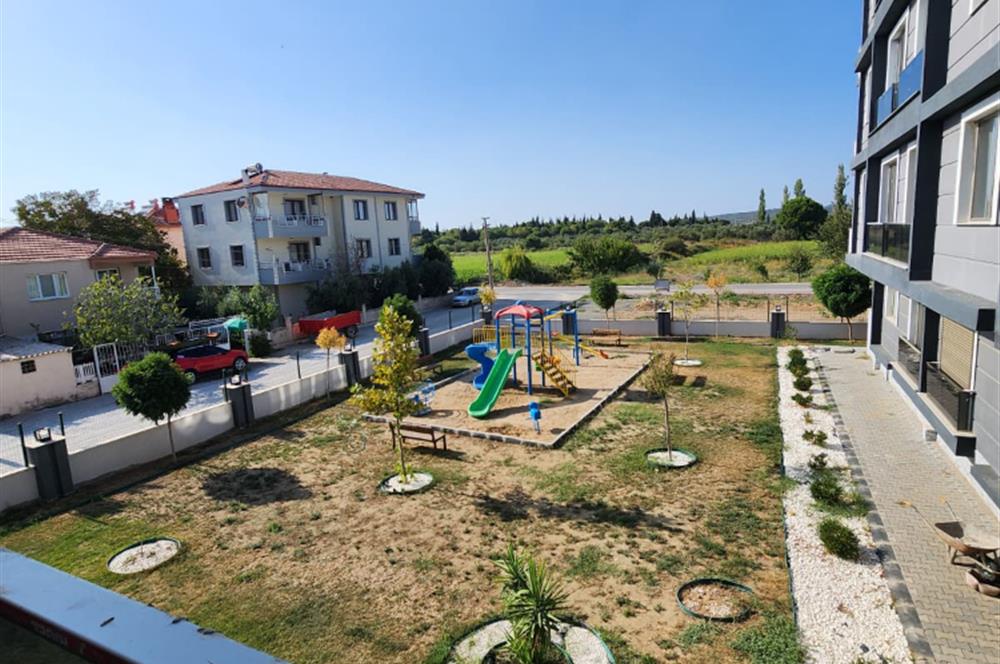 C21 BAL'DAN AYVALIK ALTINOVADA HAVUZ CEPHELİ SATILIK SIFIR 2+1 DAİRE
