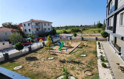C21 BAL'DAN AYVALIK ALTINOVADA HAVUZ CEPHELİ SATILIK SIFIR 2+1 DAİRE