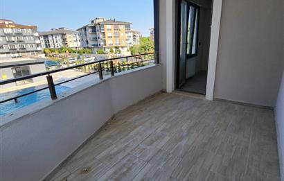 C21 BAL'DAN AYVALIK ALTINOVADA HAVUZ CEPHELİ SATILIK SIFIR 2+1 DAİRE
