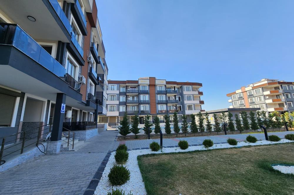 C21 BAL'DAN AYVALIK ALTINOVADA HAVUZ CEPHELİ SATILIK SIFIR 2+1 DAİRE