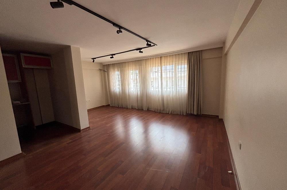 Alsancak merkezde 2+1 , fuara komşu, bakımlı daire