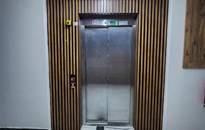 C21 BAL'DAN AYVALIK ALTINOVADA HAVUZ CEPHELİ SATILIK SIFIR 2+1 DAİRE