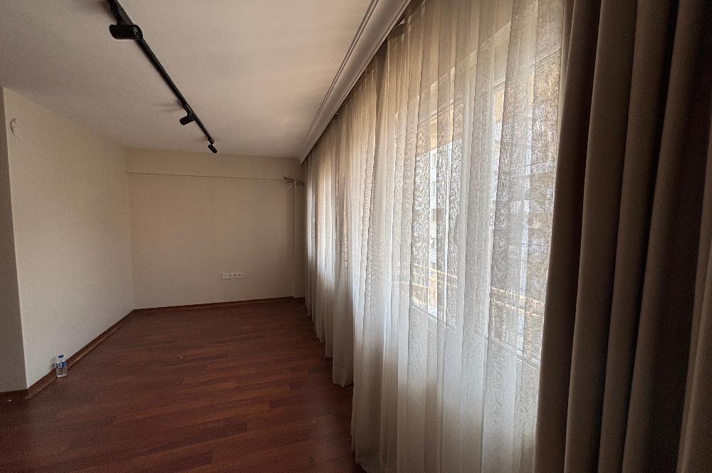 Alsancak merkezde 2+1 , fuara komşu, bakımlı daire