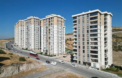 C21 BAL'dan BALTOK SİTESİNDE GENİŞ VE KULLANIŞLI 3+1 DAİRE
