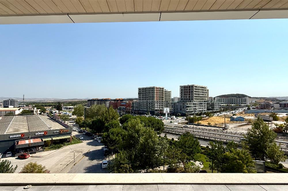 FARKLI İŞ KOLLARINA UYUMLU SATILIK MODERN OFİS SEÇENEKLERİ
