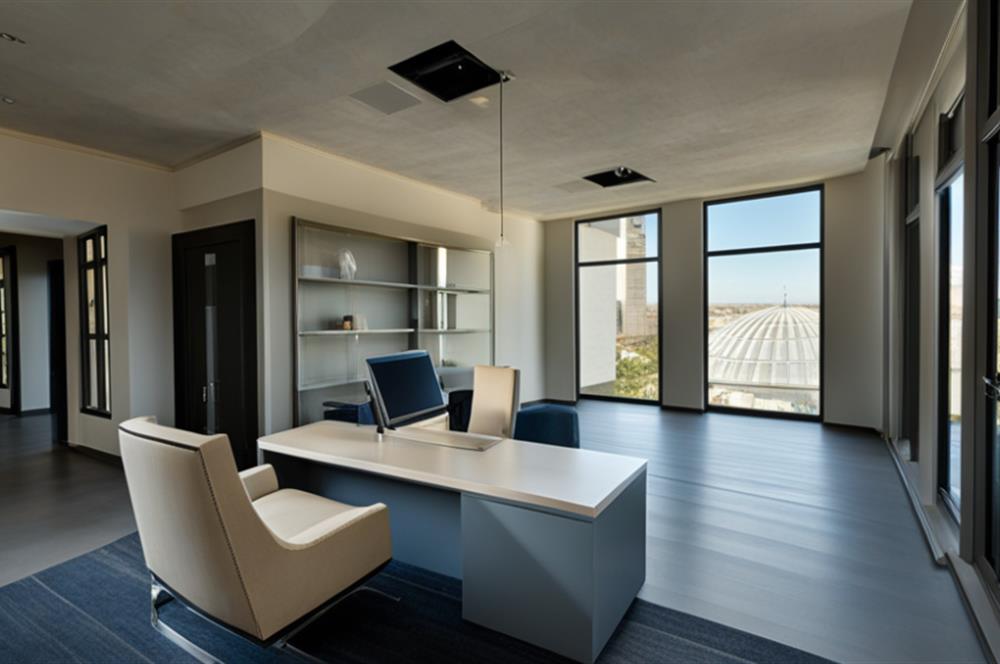 FARKLI İŞ KOLLARINA UYUMLU SATILIK MODERN OFİS SEÇENEKLERİ