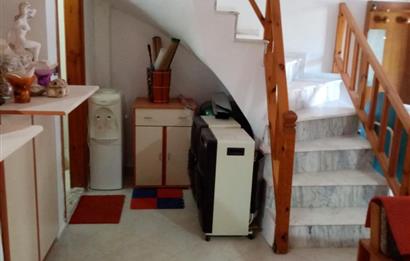 KARABURUN MORDOĞAN ARDIÇ'TA DENIZ MANZARALI 3+1 VILLA