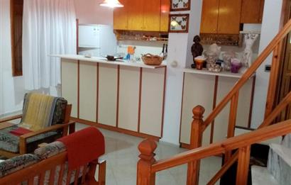 KARABURUN MORDOĞAN ARDIÇ'TA DENIZ MANZARALI 3+1 VILLA