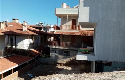 KARABURUN MORDOĞAN ARDIÇ'TA DENIZ MANZARALI 3+1 VILLA