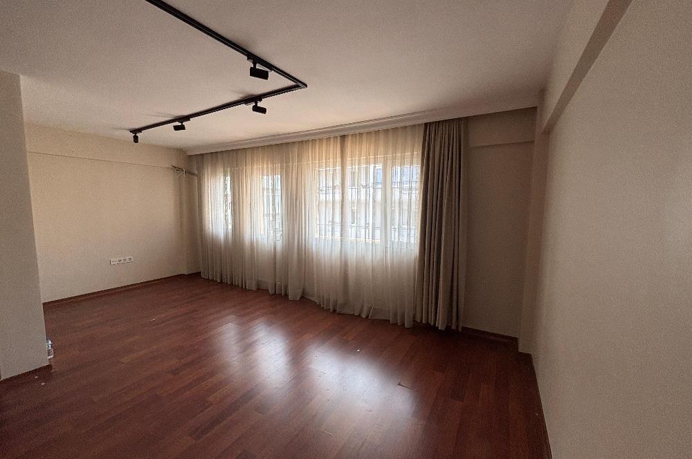 Alsancak merkezde 2+1 , fuara komşu, bakımlı daire