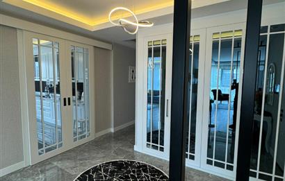 YAŞAMKENT AKINCI KULE DE SATILIK 4+1