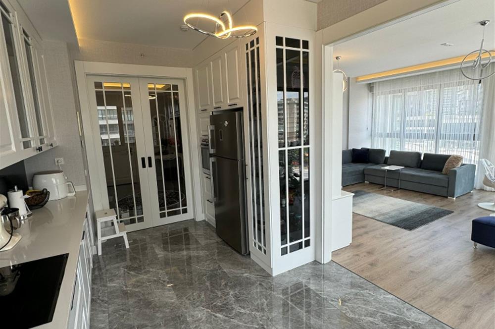 YAŞAMKENT AKINCI KULE DE SATILIK 4+1