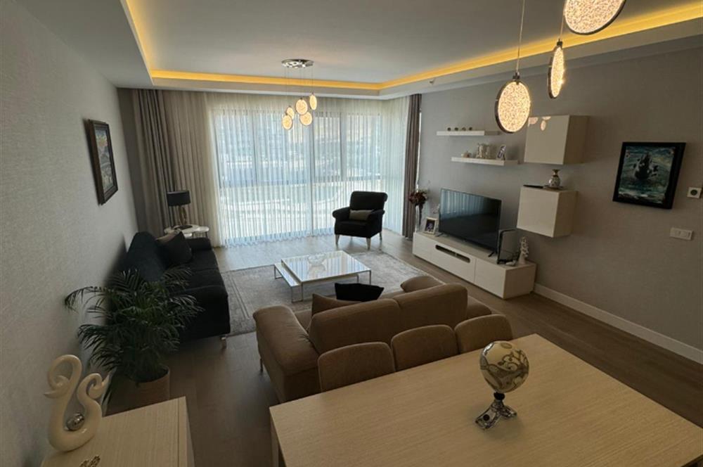 YAŞAMKENT AKINCI KULE DE SATILIK 4+1
