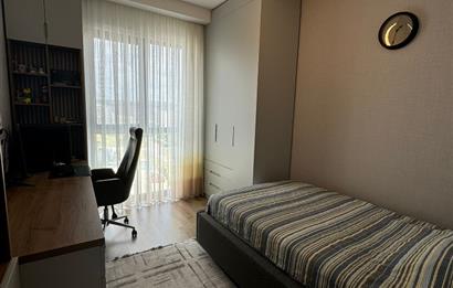 YAŞAMKENT AKINCI KULE DE SATILIK 4+1