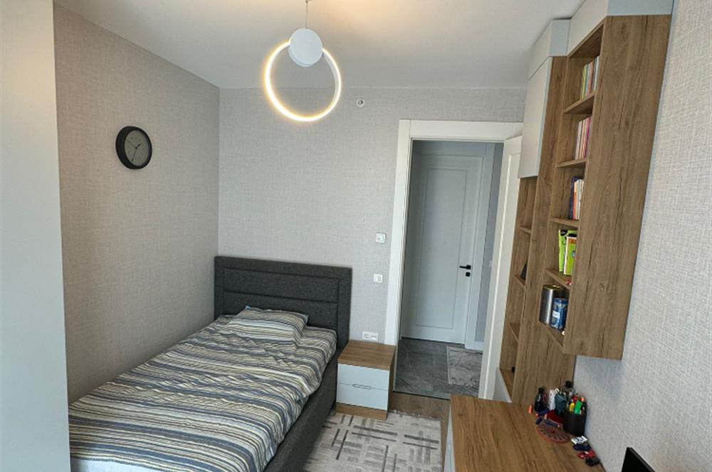 YAŞAMKENT AKINCI KULE DE SATILIK 4+1