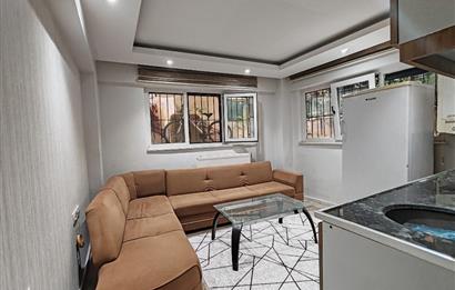 Fesleğen Mahallesinde 1+1 Satılık Apart 