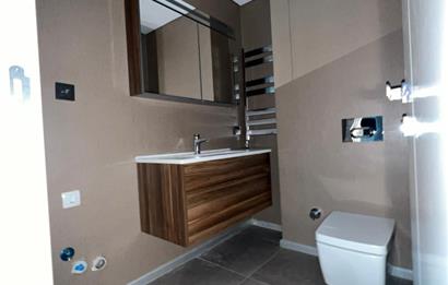 C21 ROOF KADIKÖY FİKİRTEPE FORTİS SİNANLI BÜYÜK TİP STÜDYO BOŞ
