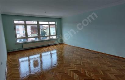 Çankaya Dikmen Caddesi Üzeri 3+1 Geniş Daire
