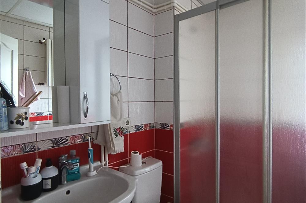 ATAKENT 1 ETAP KUTLUTAŞ BLOKLARI ARA KAT 2+1 SATILIK DAİRE..