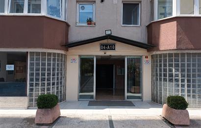 ATAKENT 1 ETAP KUTLUTAŞ BLOKLARI ARA KAT 2+1 SATILIK DAİRE..
