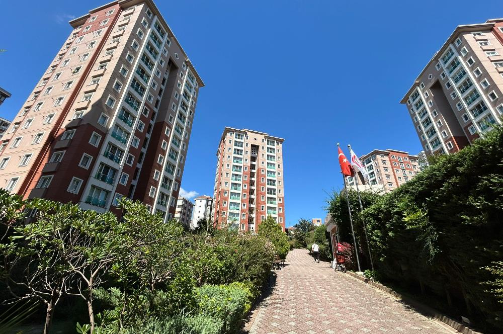 BOSTANCI CİTY KONUTLARI ŞEREFİYESİ EN YÜKSEK BLOKDA KİRALIK 4+1
