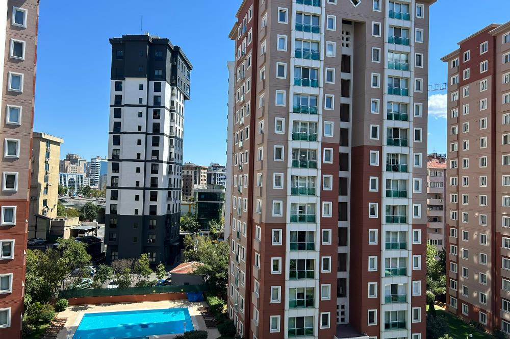 BOSTANCI CİTY KONUTLARI ŞEREFİYESİ EN YÜKSEK BLOKDA KİRALIK 4+1